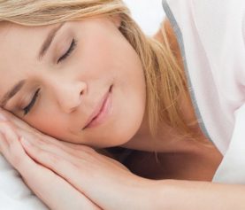 ¡ES POSIBLE DORMIR CON UNA ALMOHADA VISCOELÁSTICA SIN SUDAR!